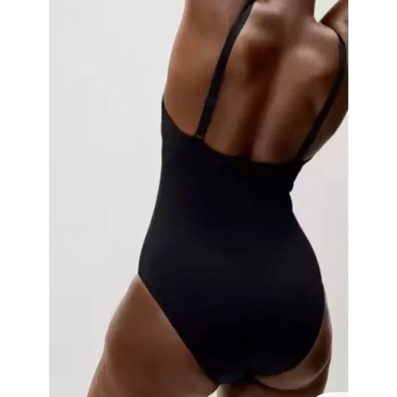 Everlane Women's Bikini in Charcoal - Picture 2 of 5